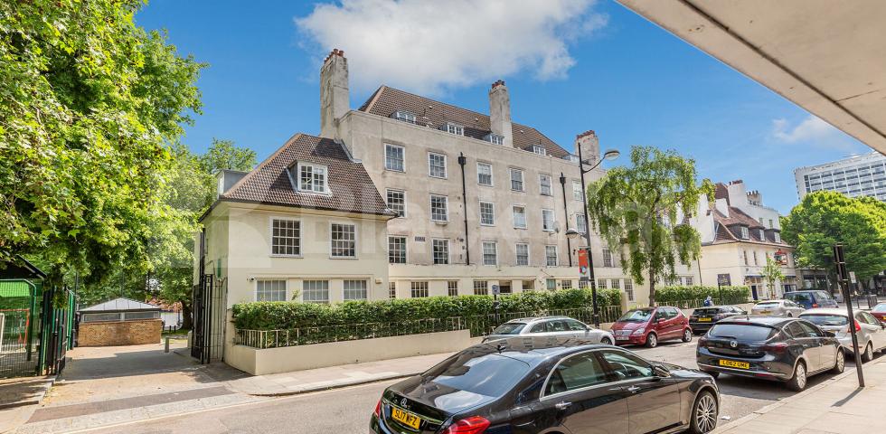 			GOOD FOR 2 SHARERS!, 2 Bedroom, 1 bath, 1 reception Flat			 Chalton Street, CAMDEN / EUSTON